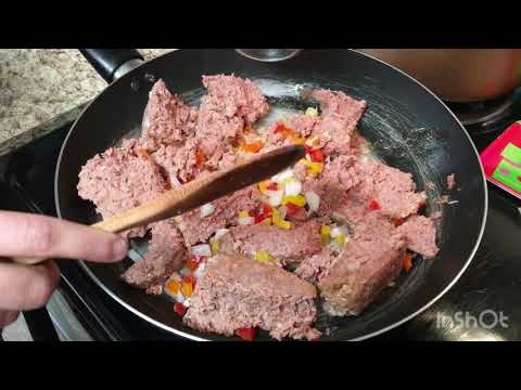 Como preparar corned beef de lata